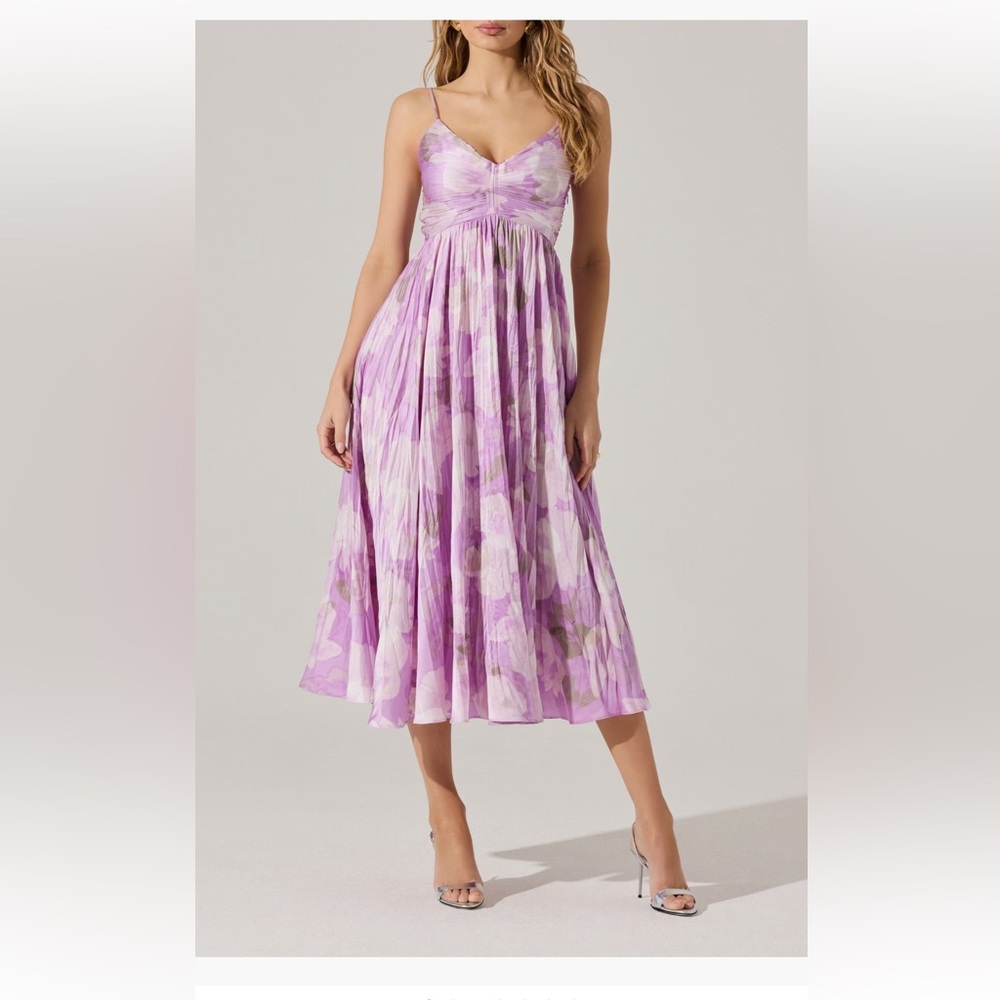 Astr Lavender and Pink Pleated Dress